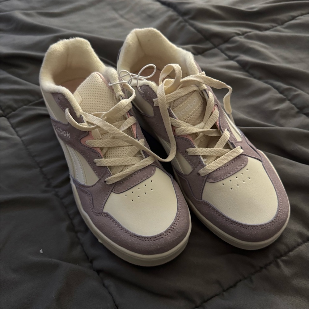 Reebok Girls Lavender and Cream Sneakers - Picture 1 of 10